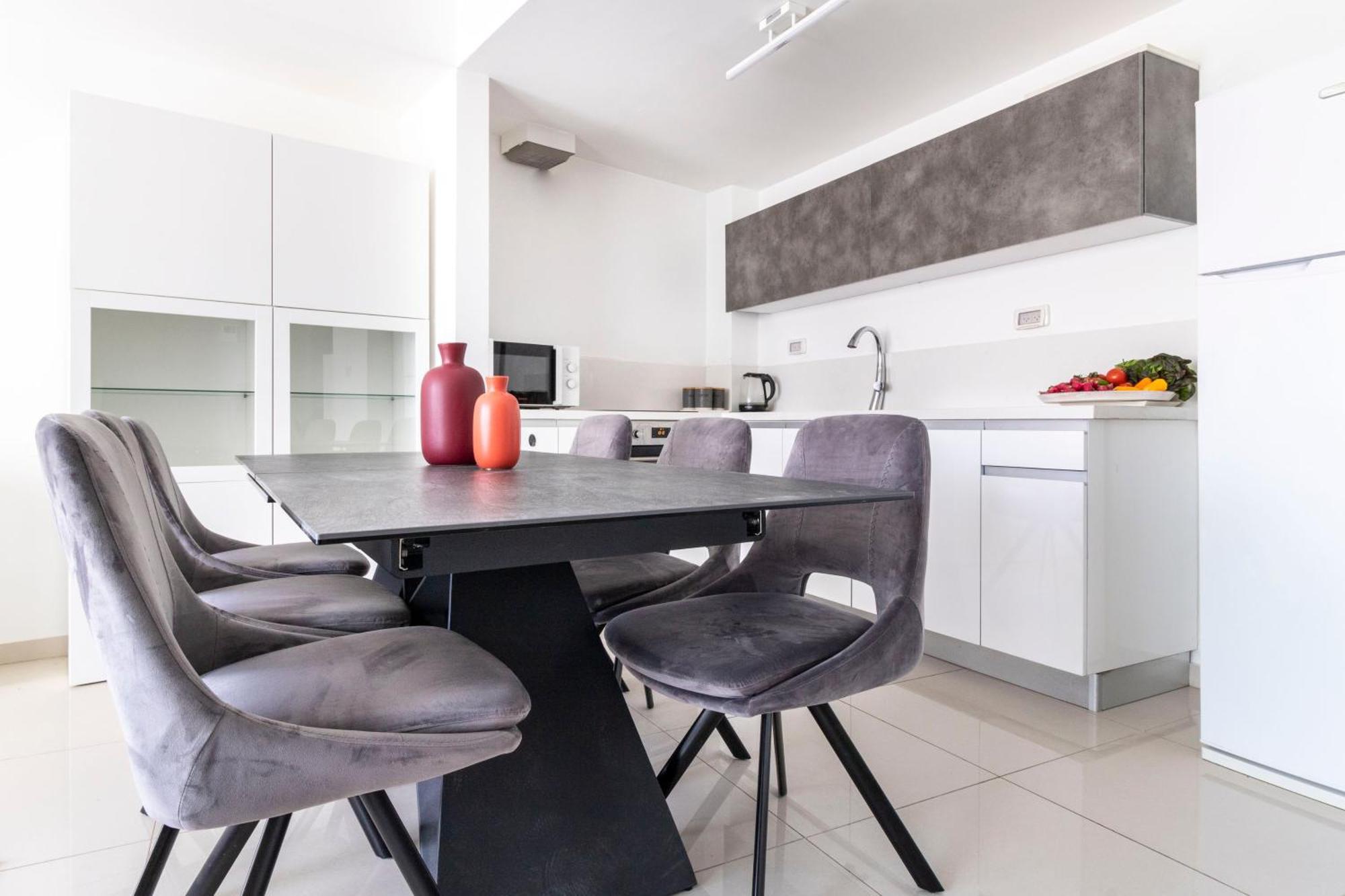 Stylish 1 Bedrooms Parking At City Gate 예루살렘 외부 사진