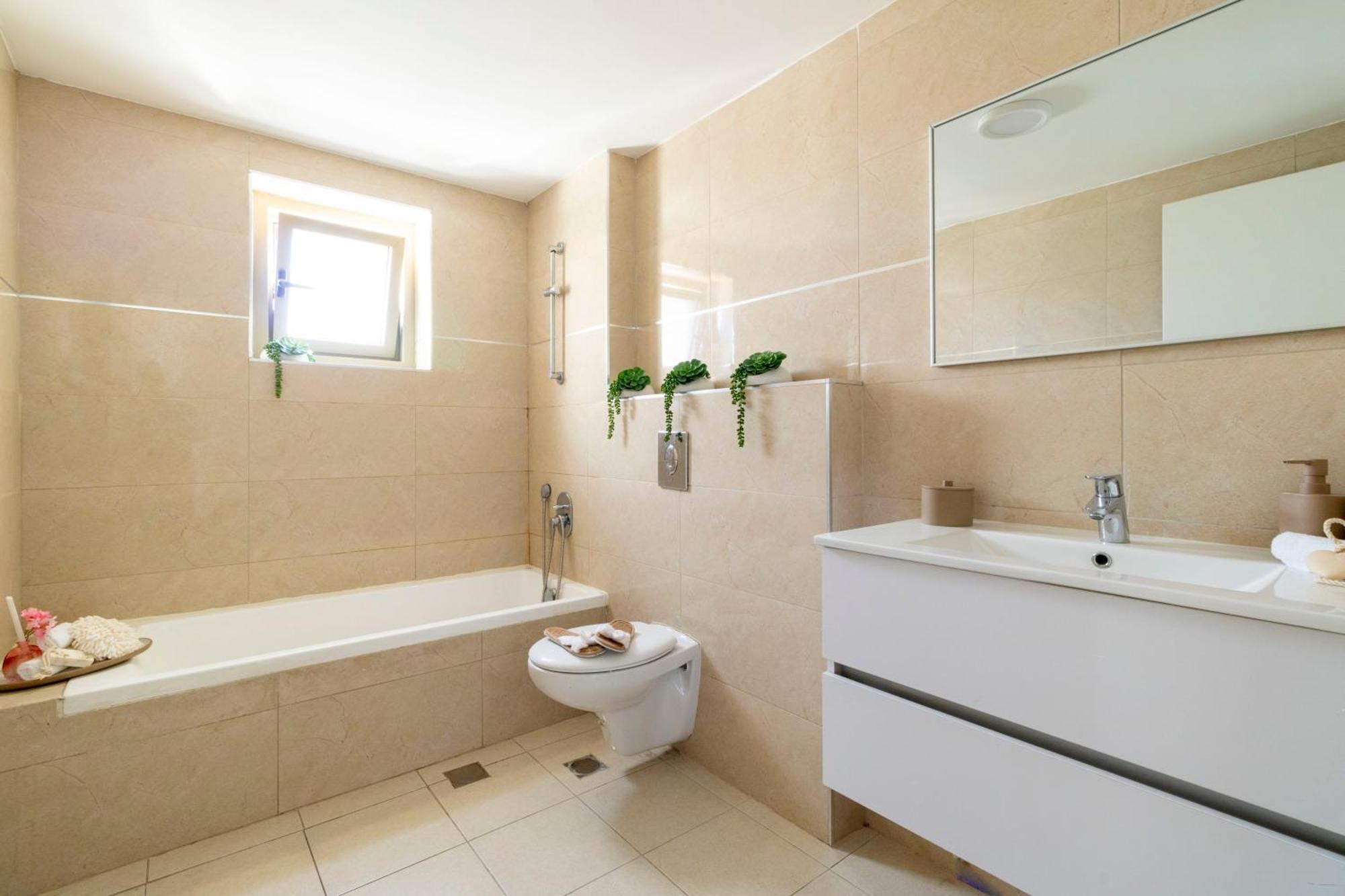 Stylish 1 Bedrooms Parking At City Gate 예루살렘 외부 사진