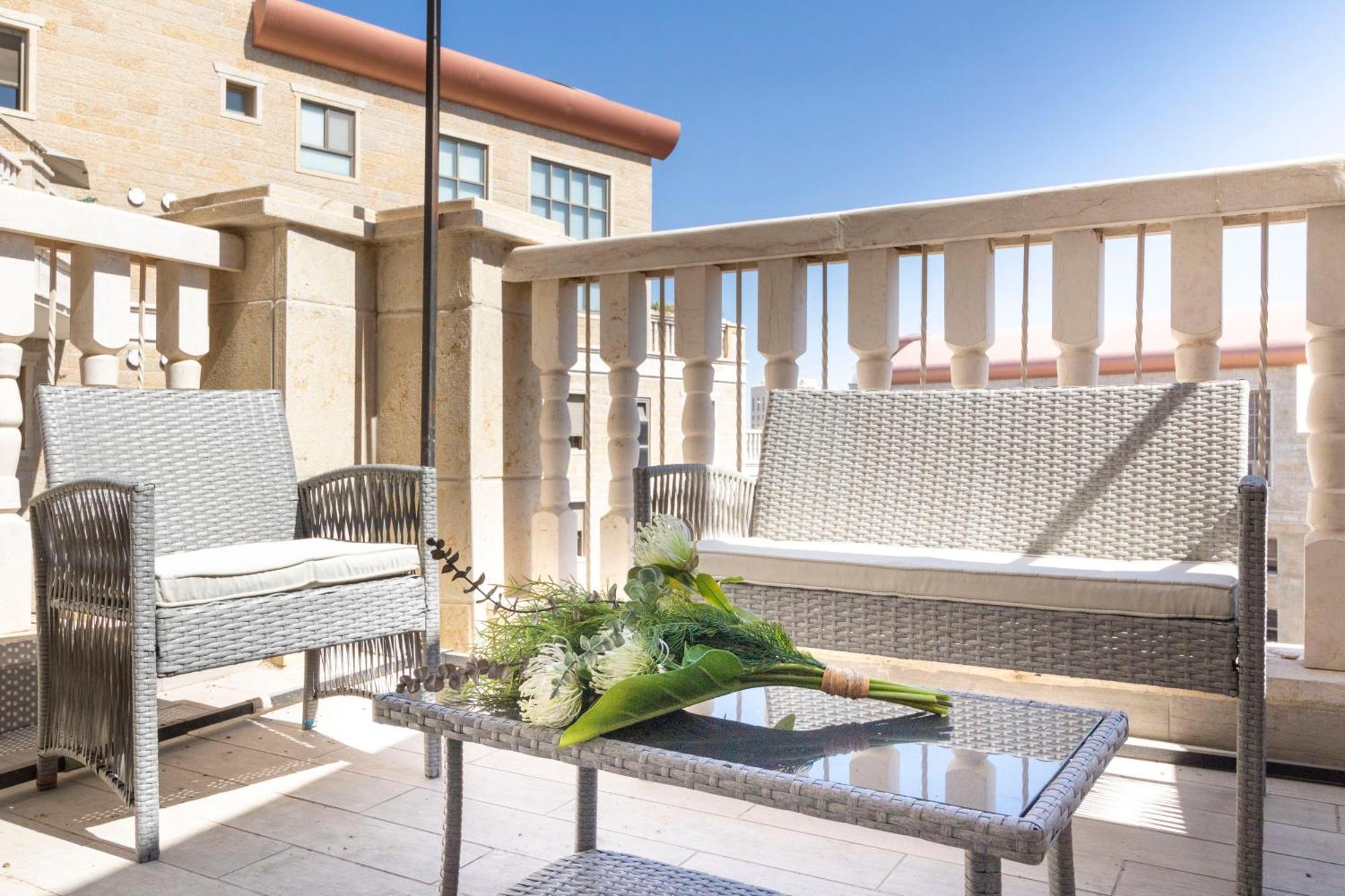 Stylish 1 Bedrooms Parking At City Gate 예루살렘 외부 사진